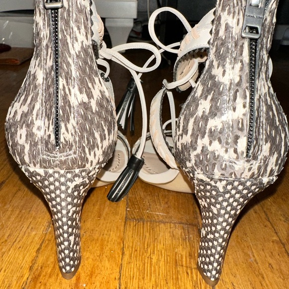 Coach Heels - Picture 4 of 5